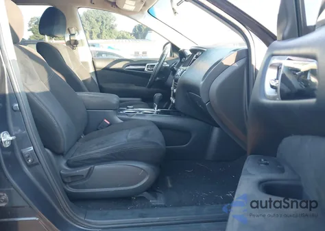 2014 Nissan Pathfinder S/Sv/Sl/Platinum z USA, uszkodzony, nr VIN 5N1AR2MMXEC672054